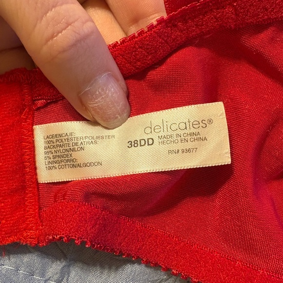 Delicates Scarlet Red Lace Bra Adjustable straps Underwire - Picture 6 of 6